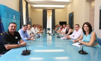 Toni Pérez configura el nuevo equipo de gobierno de la Diputación en el que dos mujeres vuelven a asumir las vicepresidencias
