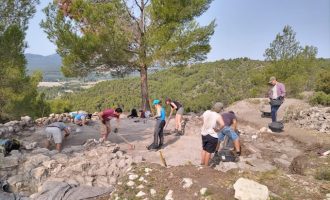 Comencen les excavacions arqueològiques en el jaciment de l'Edat del Bronze de les Roques del Mas d’en Miró