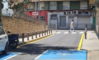 Elda mejora la accesibilidad y el asfalto de la calle Manuel Morales para aumentar la seguridad de los peatones