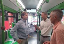 Los autobuses urbanos de Alicante estrenan el aviso de paradas e información en tiempo real