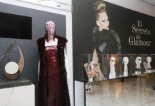 Más de 4.000 visitantes descubren ‘El secreto del glamour de Hannibal Laguna’ en la Diputación