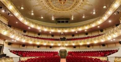 Canvi d'imatge del Gran Teatre d'Elx: el consistori renovarà els seients del pati de butaques