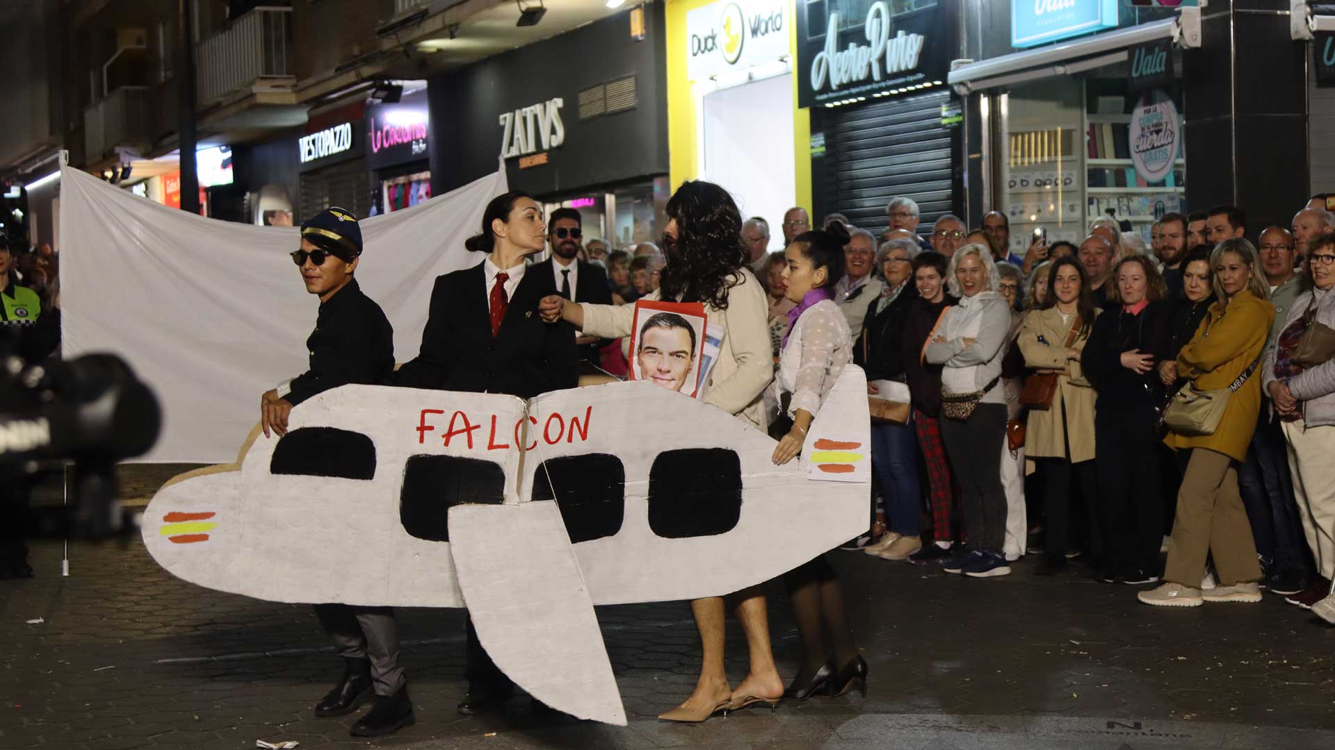 desfile humor benidorm