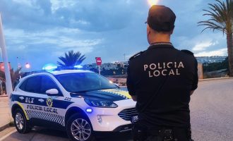 La Policía detiene en Elche a un hombre por amenazar con un cuchillo a varios turistas
