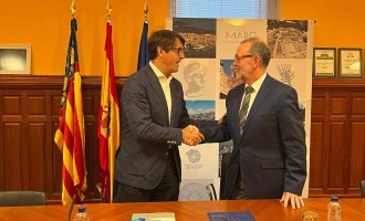 El MARQ firma un conveni amb El Campello per a reforçar l'oferta educativa i turística del jaciment de La Illeta